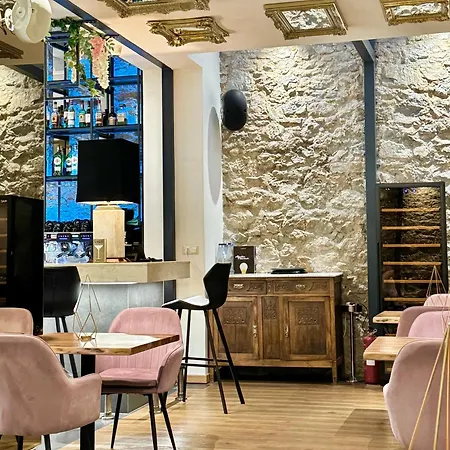 Hotel The L7 Str - Luxury Boutique Collection Atény